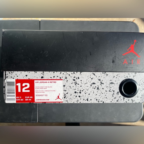 Authentic Jordan Retro 4 Fire Red - Picture 2 of 4